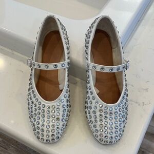 Cute white rhinestone flats